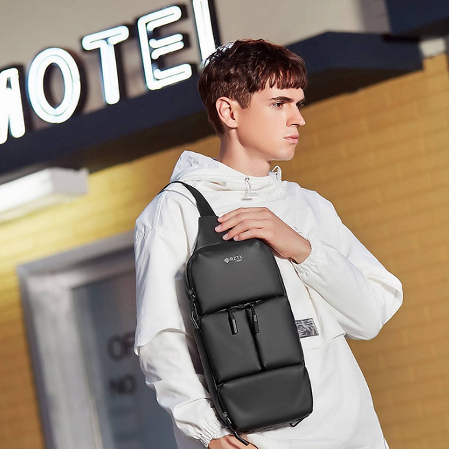 Lightweight Large Capacity Waterproof Oxford Crossbody Bag 7