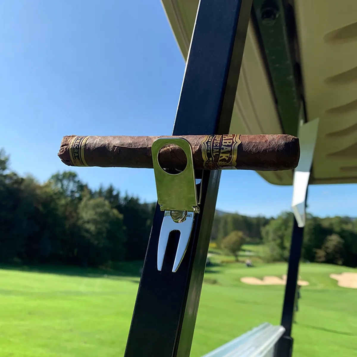 3 In 1 Golf Tool - Divot Fixer, Ball Marker And Cigar Holder 4