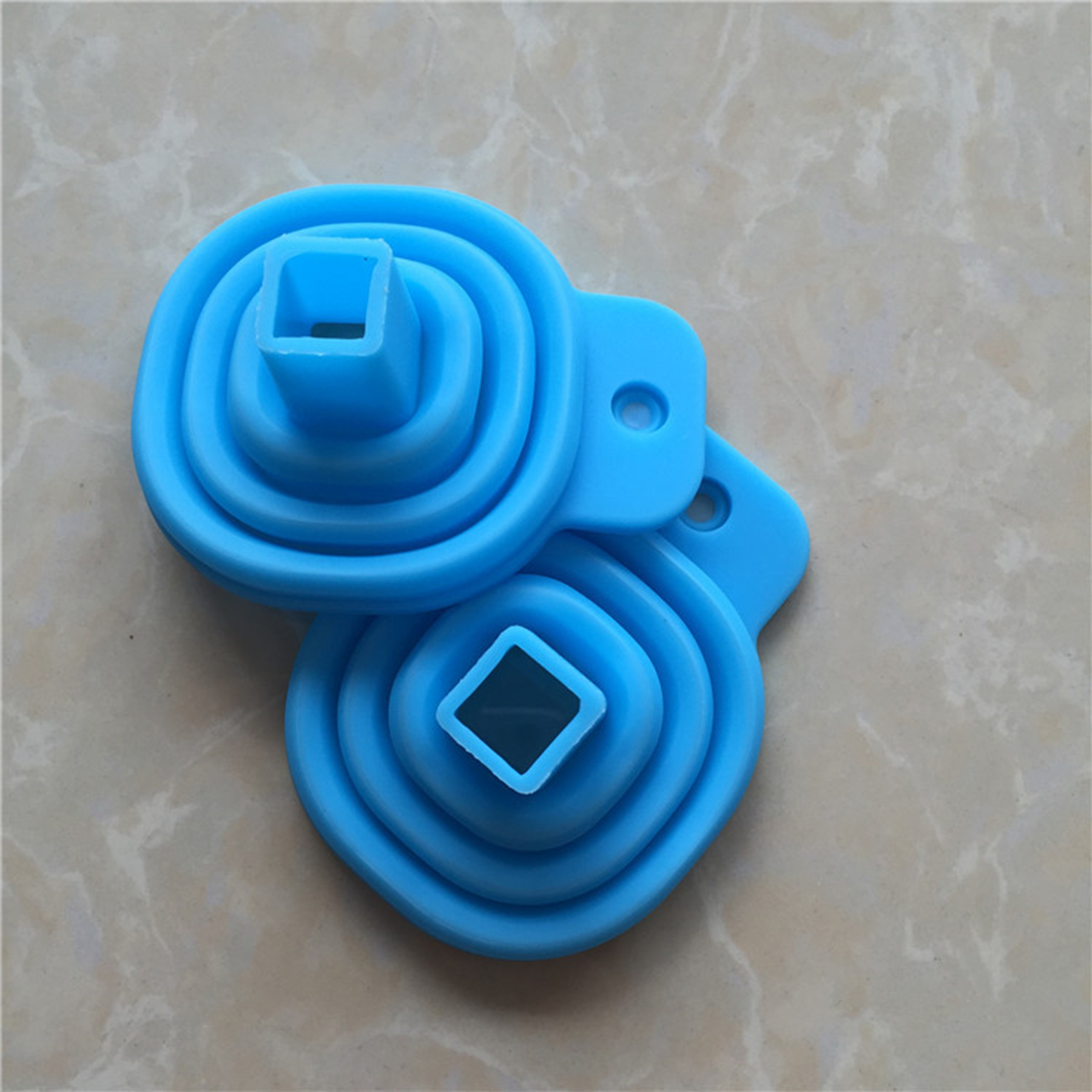 Folding Silicone Funnel 2