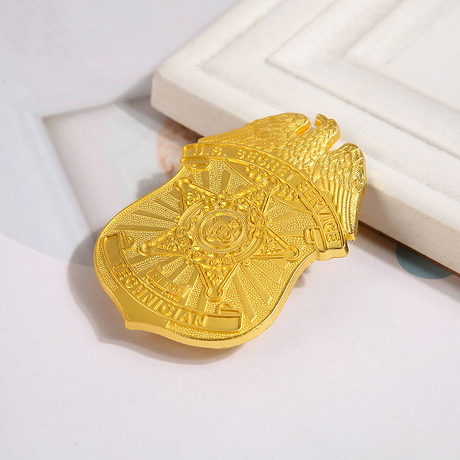 Custom Zinc Alloy Shield Badge 4