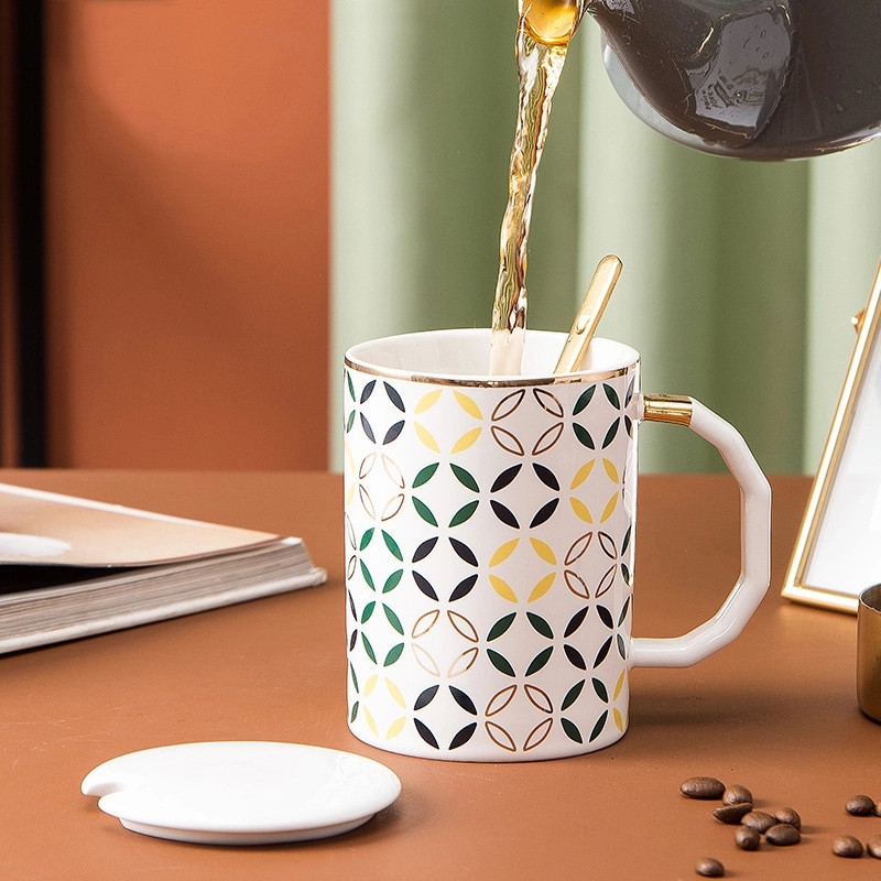 Custom 12 oz Ceramic Cup with Lid and Spoon 6