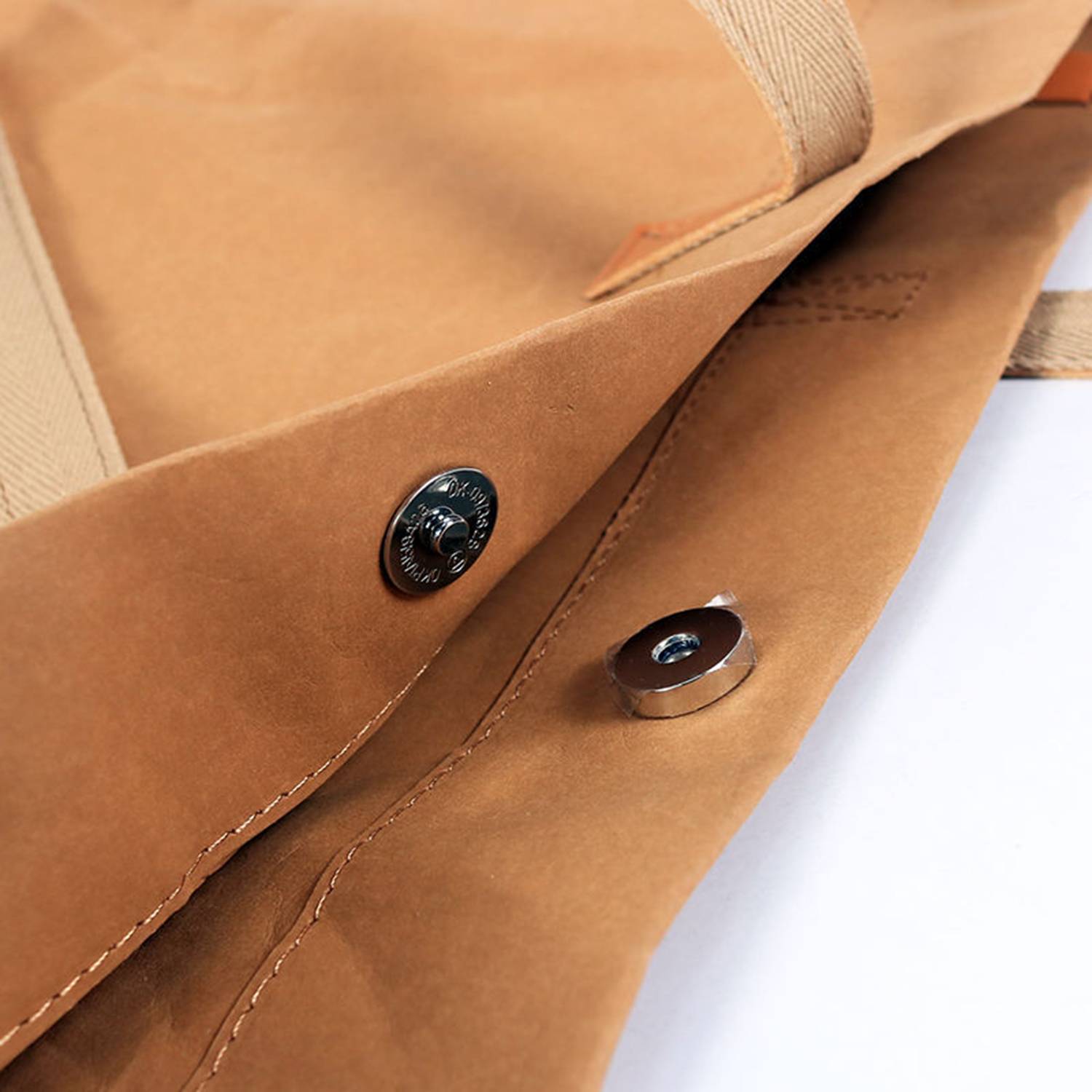 Customized Waterproof Paper Bag 6