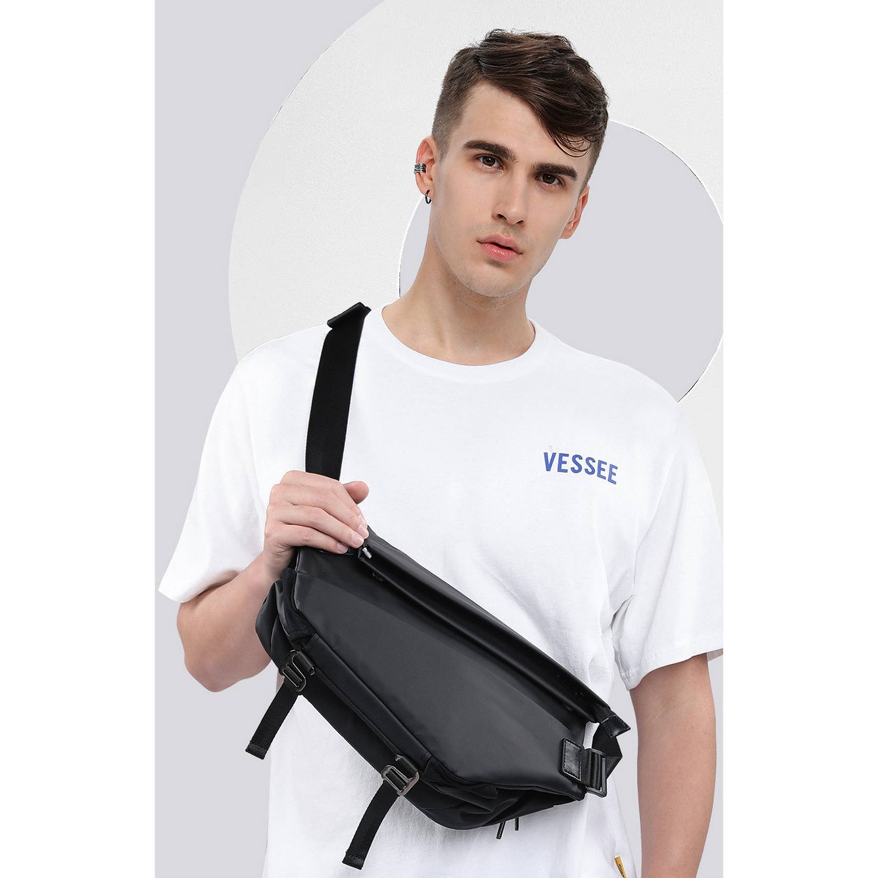 Polyester Casual waterproof cross-body chest bag 1