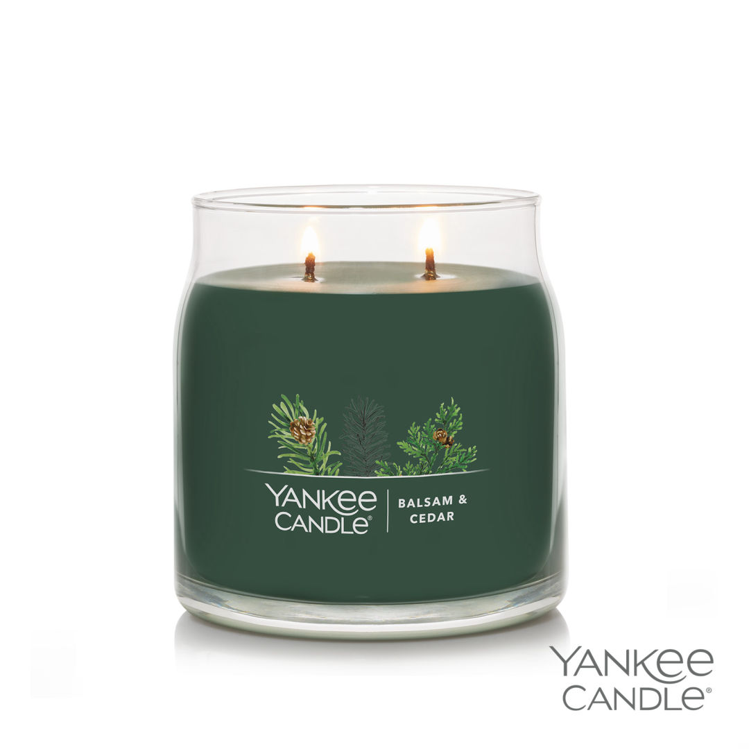 Yankee® Signature Medium 2 Wick Candle - 13oz 1