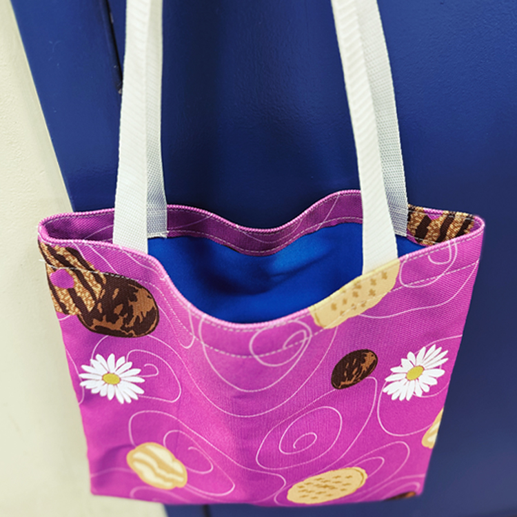 Colored Liner Medium Flat Tote (14"H x 14"W) 7