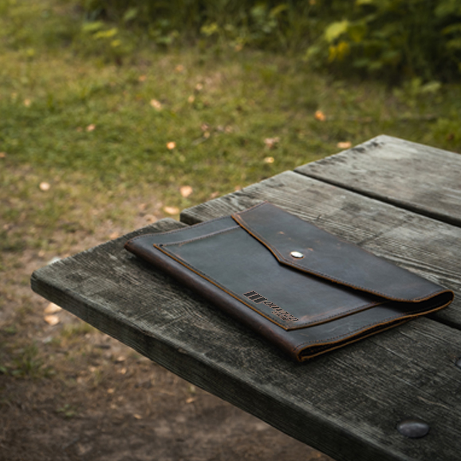 Duluth Pack™ Heritage Leather Business Portfolio 4