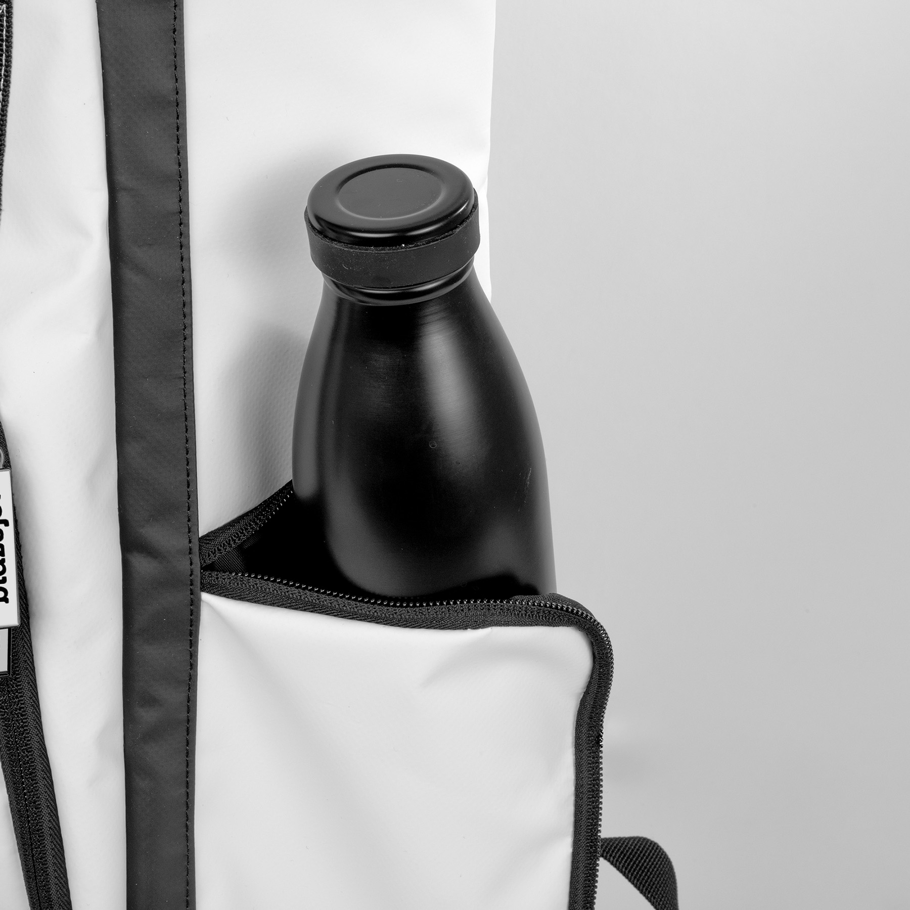 Chillamanjaro™ 24 Can Venture Cooler Backpack 4