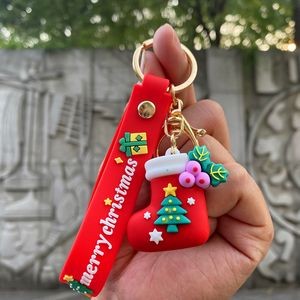 Practical Carabiner With Key Chain For Versatile Use 4