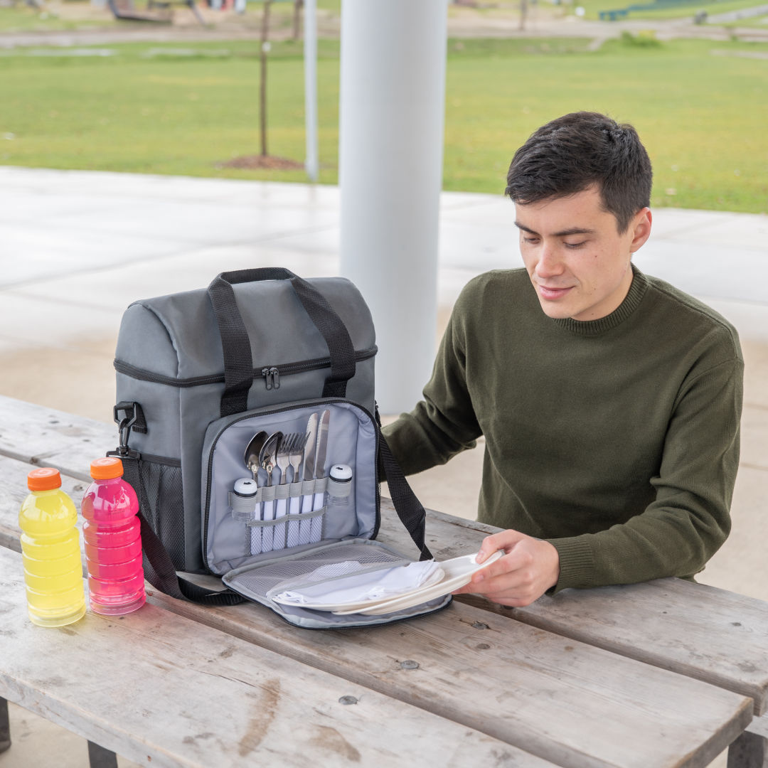 Valdivian All-in-One Picnic Bag 6