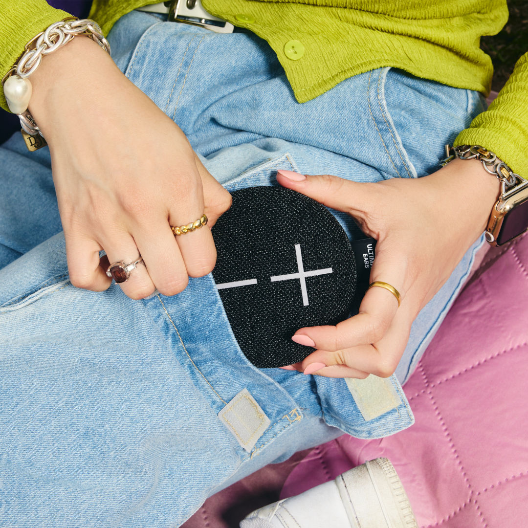 Logitech® Ultimate Ears MINIROLL Speaker 14