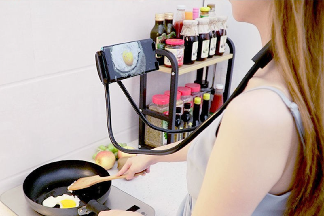 Neck Phone Holder Stand 4