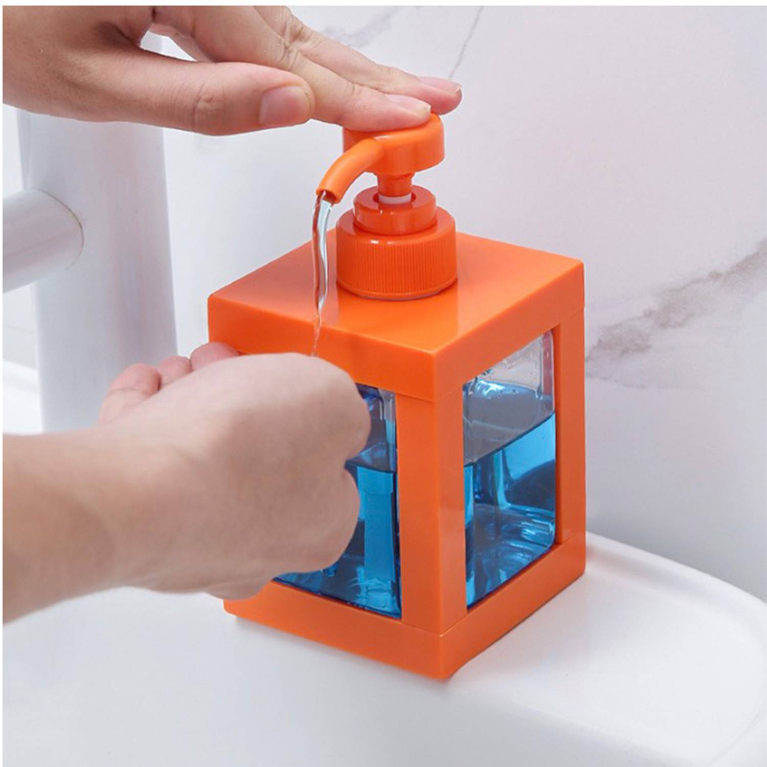 16oz Square pump bottle dispenser 4