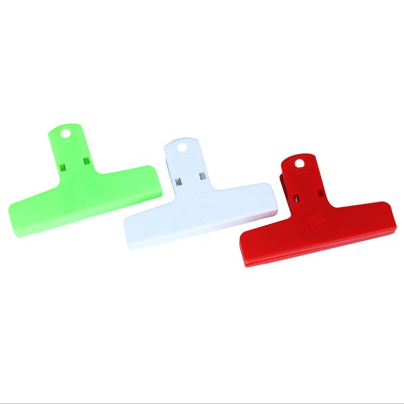 Magnetic Food Clip 1