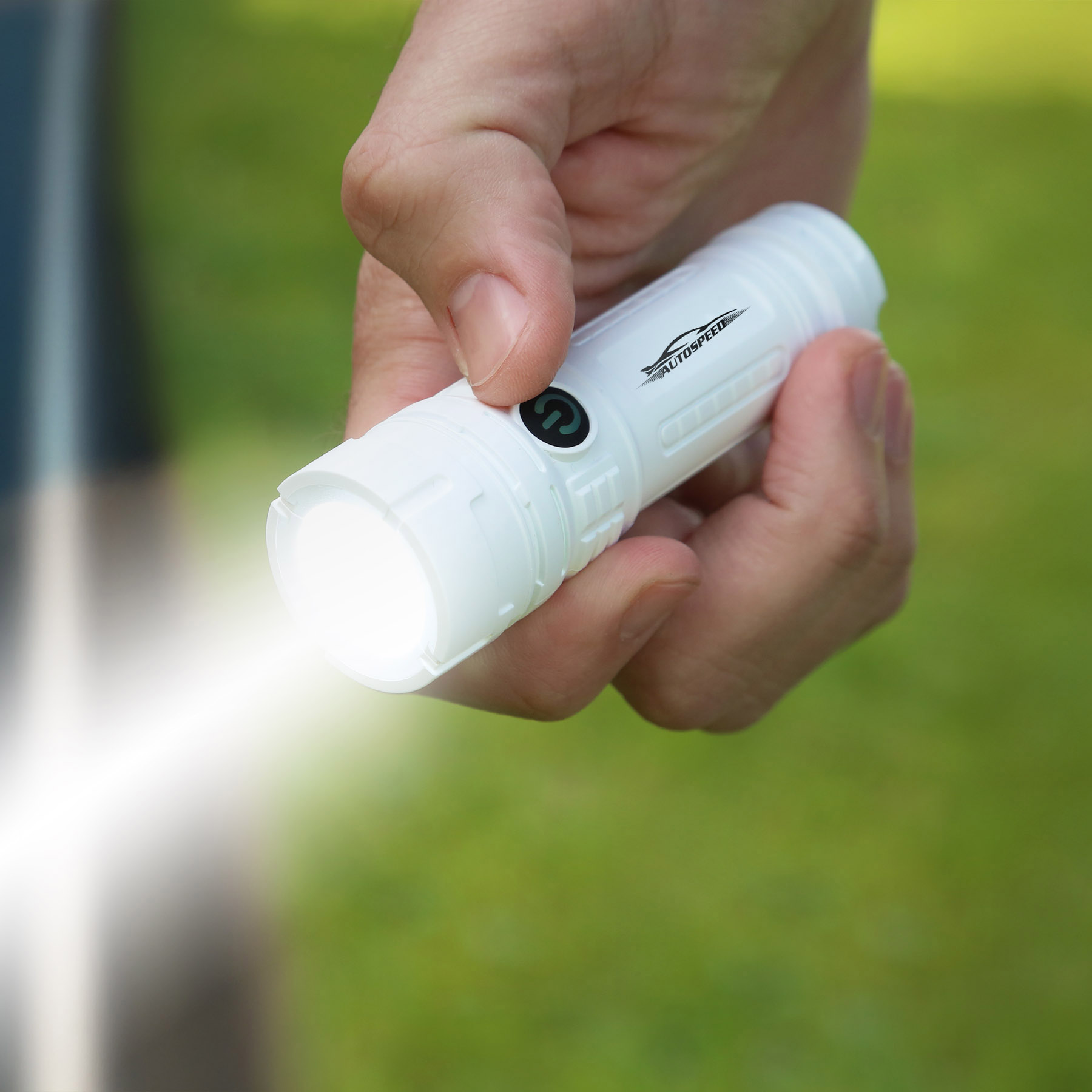 reNew Lite Rechargeable Flashlight 9
