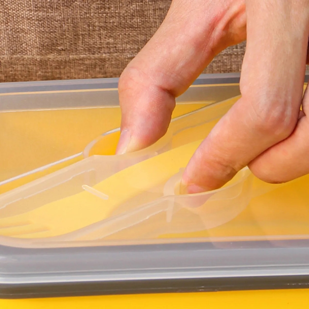 Foldable Silicone Lunch Box with Utensil Set 6