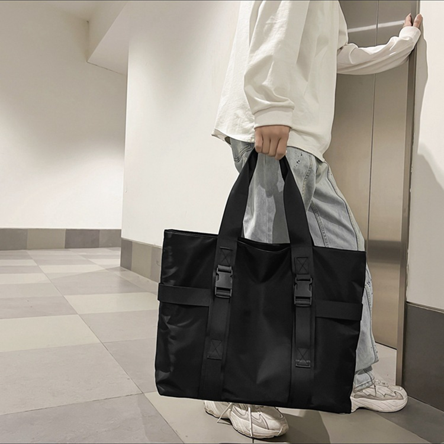 Travel Tote Bag 7