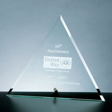 BEVELED TRIANGLE W/ ALUMINIUM POLE (SMALL) 1