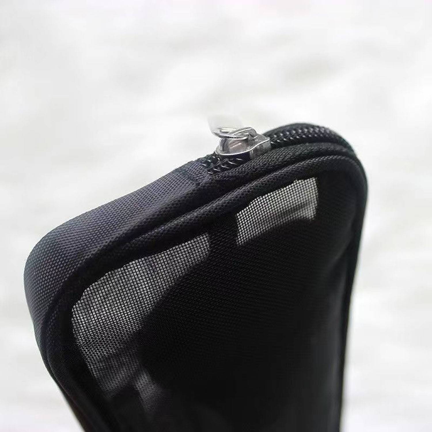 Lightweight Portable Breathable Nylon Mesh Makeup Bag 3