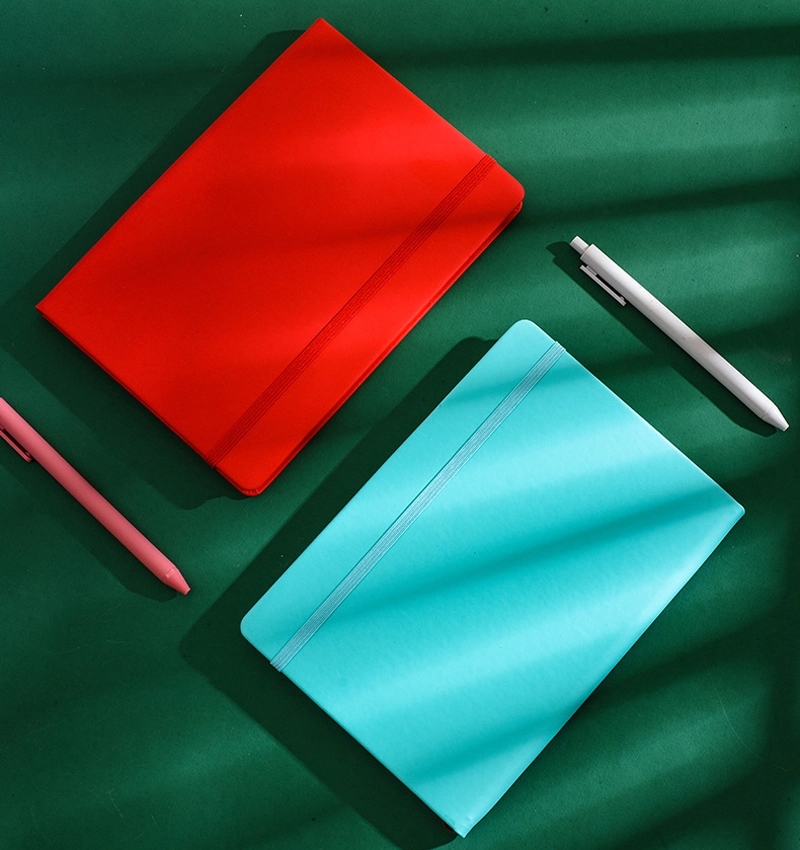 Custom A5 Undated Daily Planner Notebook 3