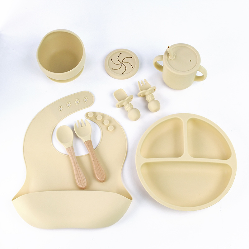 Baby tableware and complementary food 8-piece set 1