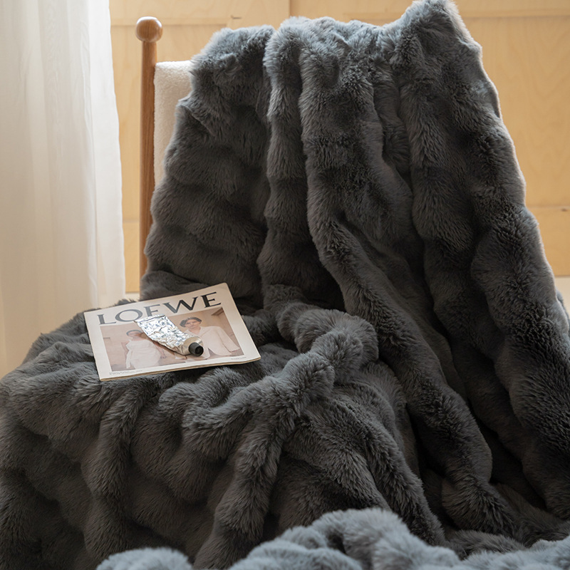 Thick Warm Double-Sided Rabbit Faux Fur Throw Blanket 8