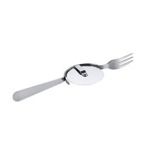 Stainless Steel Roller Pizza Cutter With Integrated Fork 16