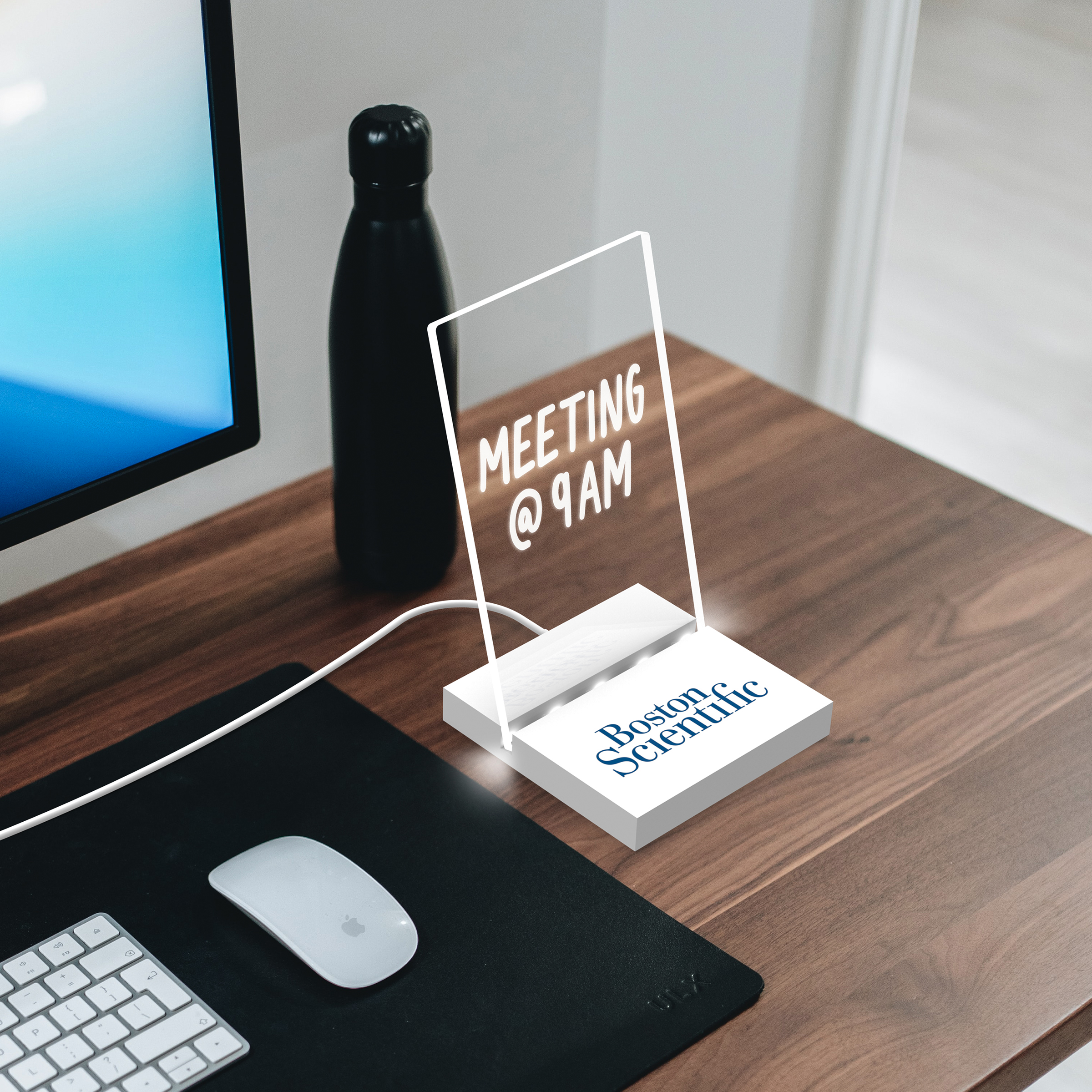 ClearPad Glow : Transparent memo pad with glow-up base 2