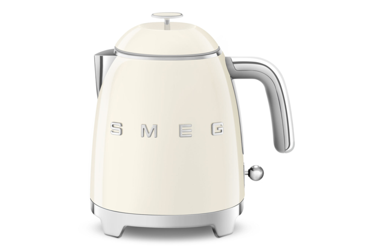 SMEG Mini Electric Kettle - Cream Glossy 2