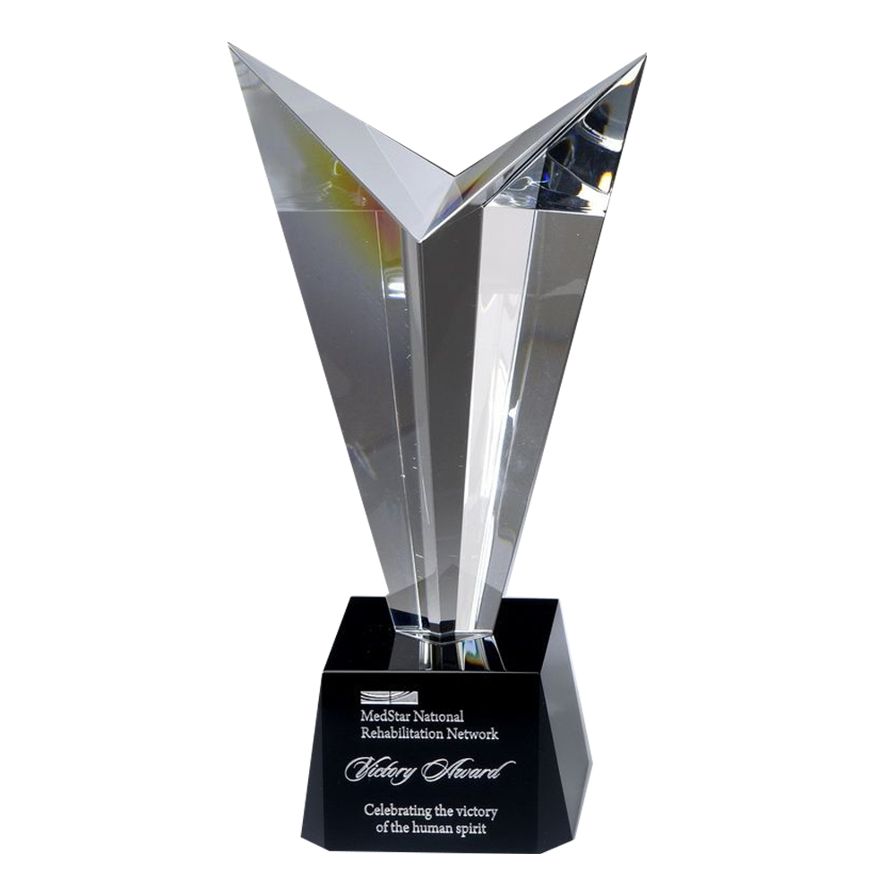 VICTORY TOP CRYSTAL AWARD - MEDIUM 3