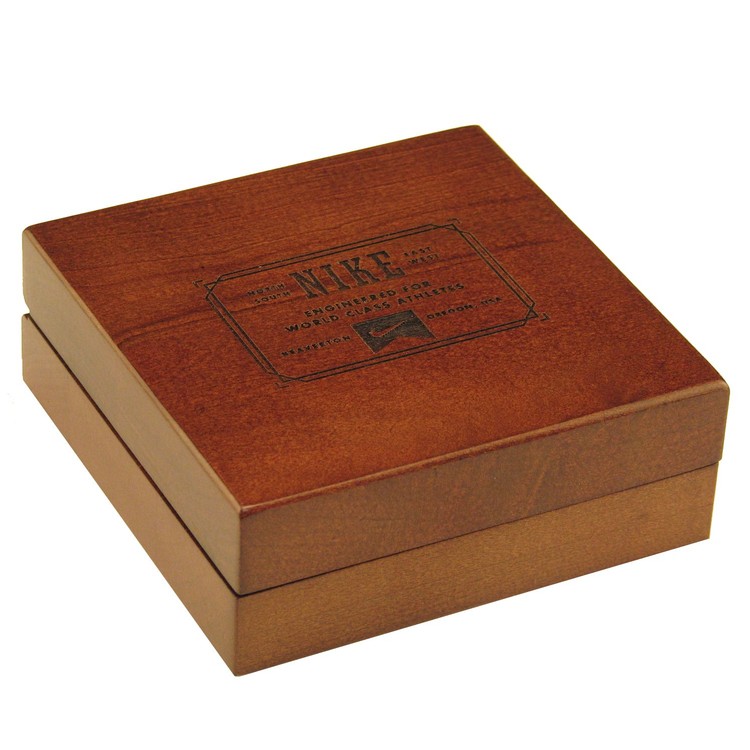 Wood Medallion Box 4" x 4" x 1.5" 18