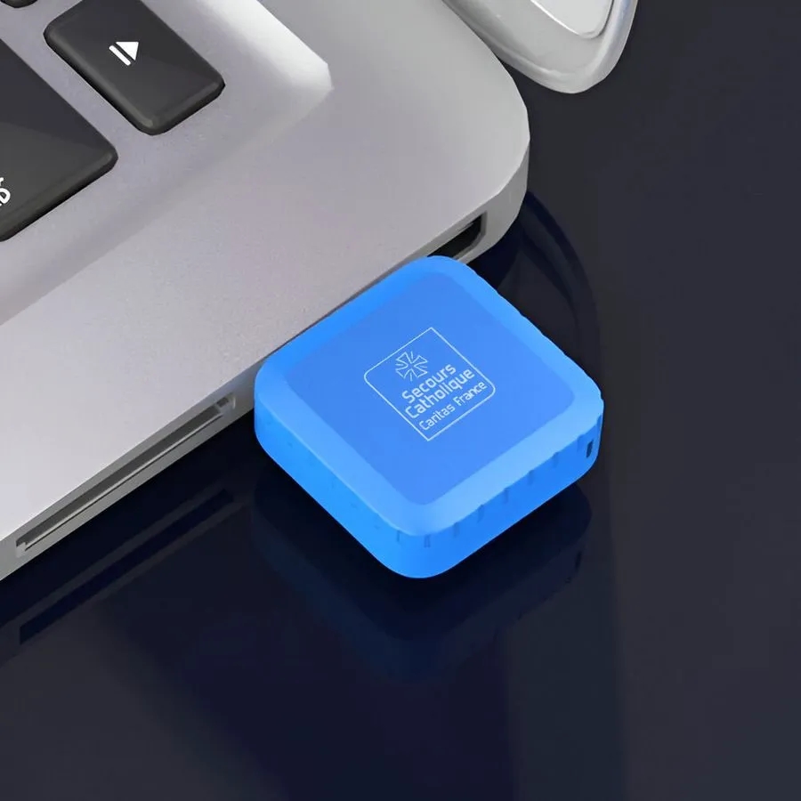 Square 360 Rotating USB 6