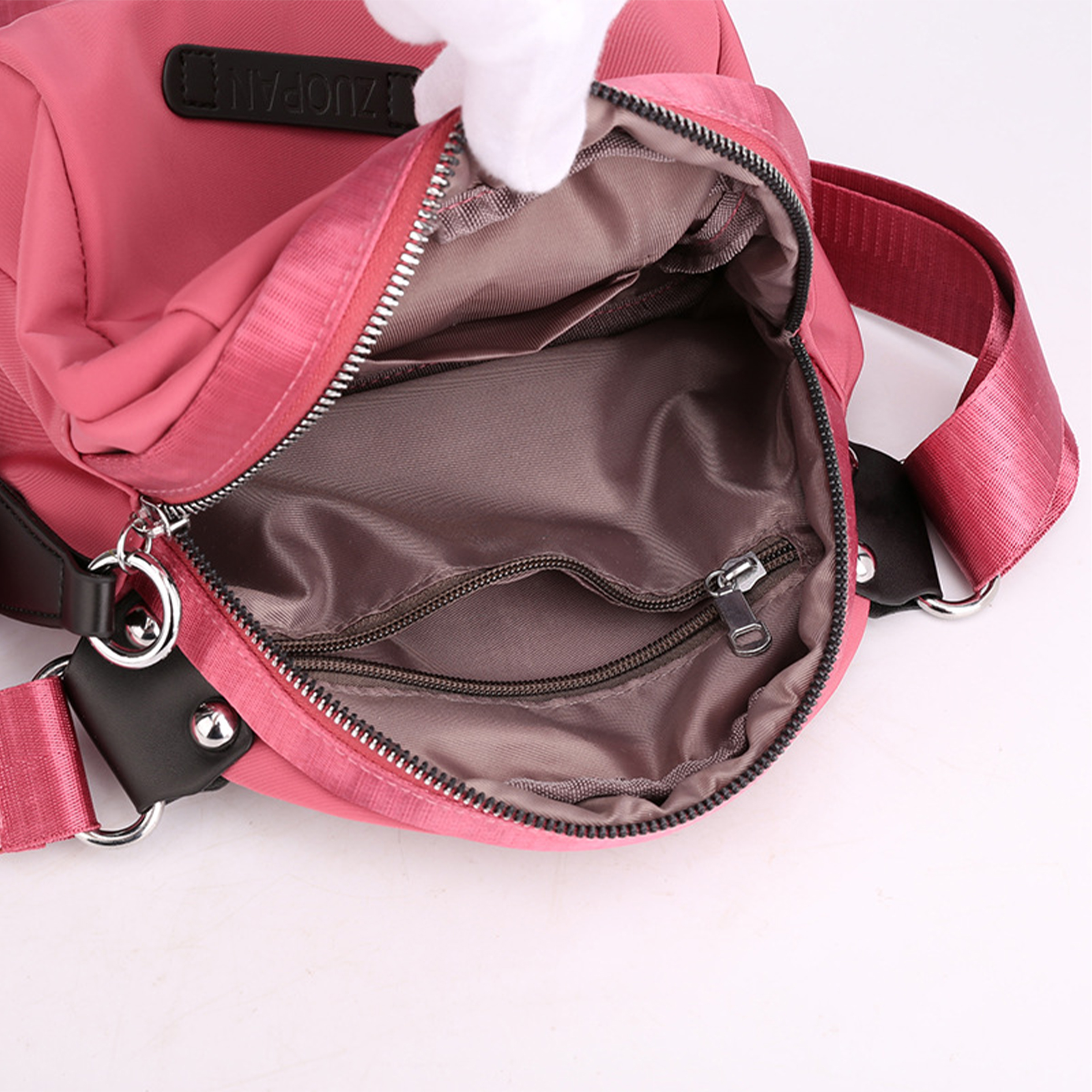 Nylon Compact And Minimalist Shell Crossbody Bag 2