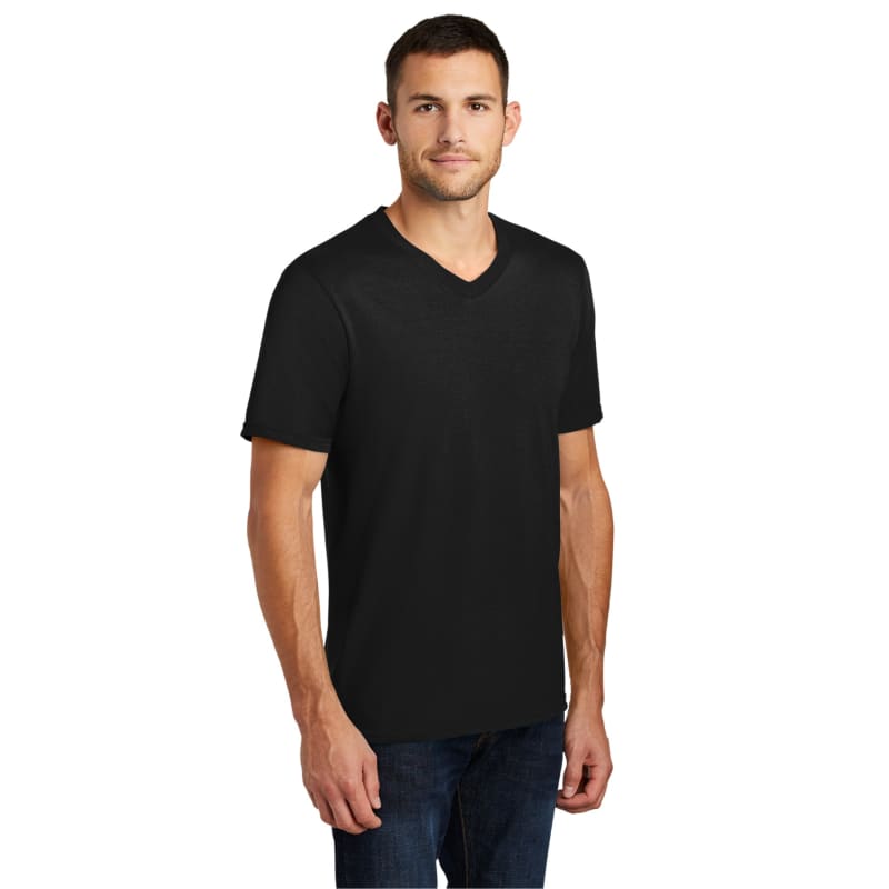 District Very Important Tee V-Neck. 42