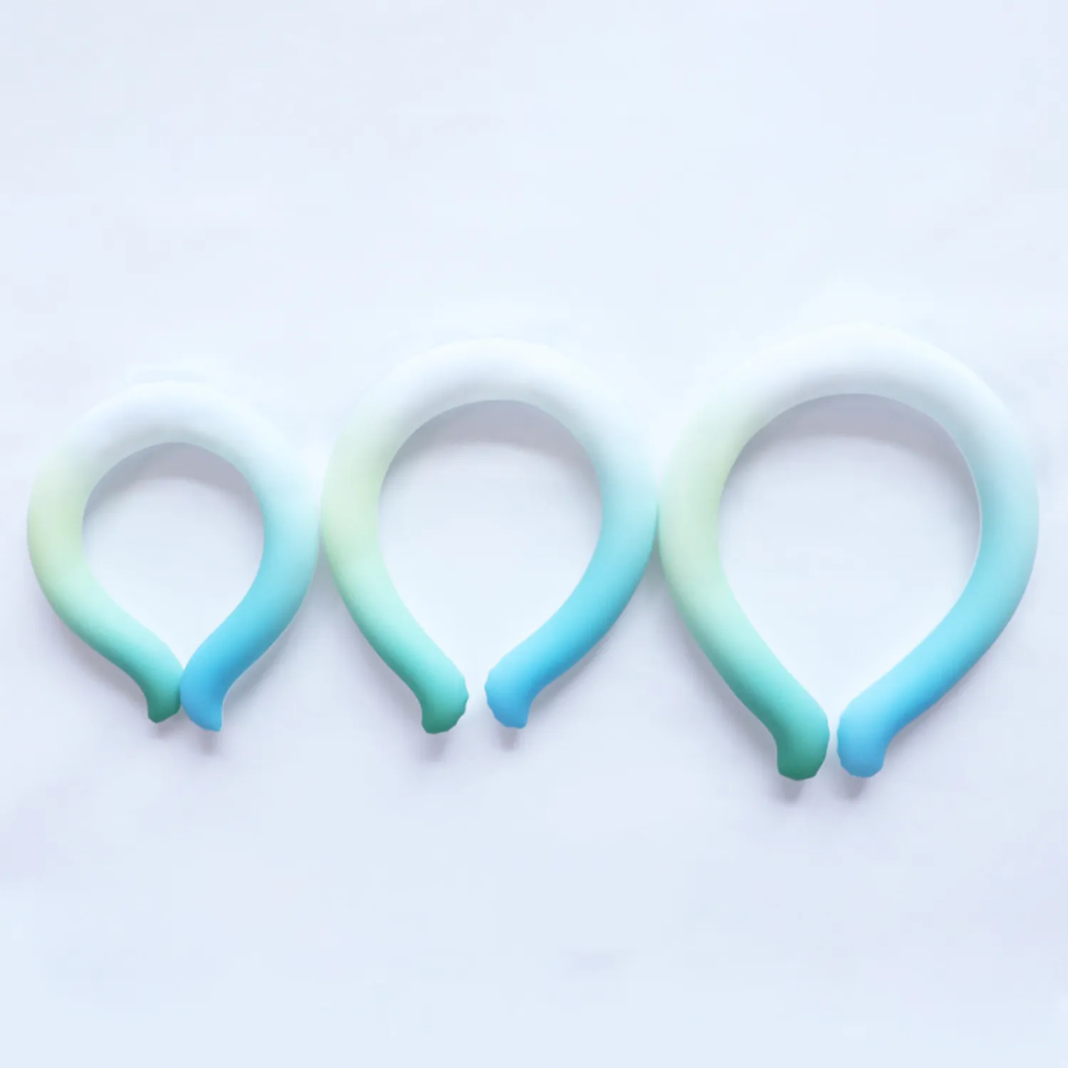 Hanging Neck Ice Ring 4