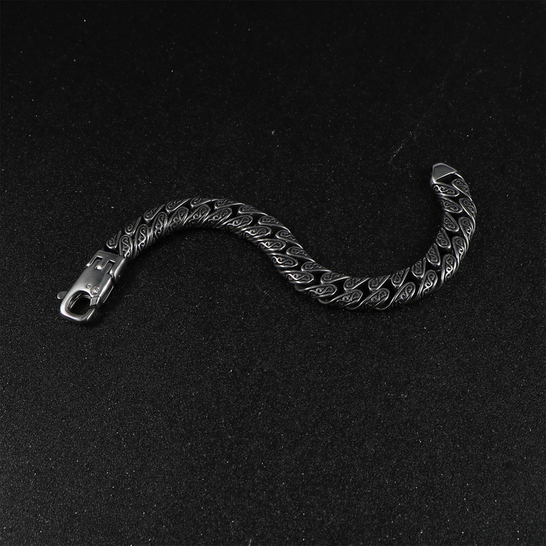 Alloy Serpentine punk bracelet 5