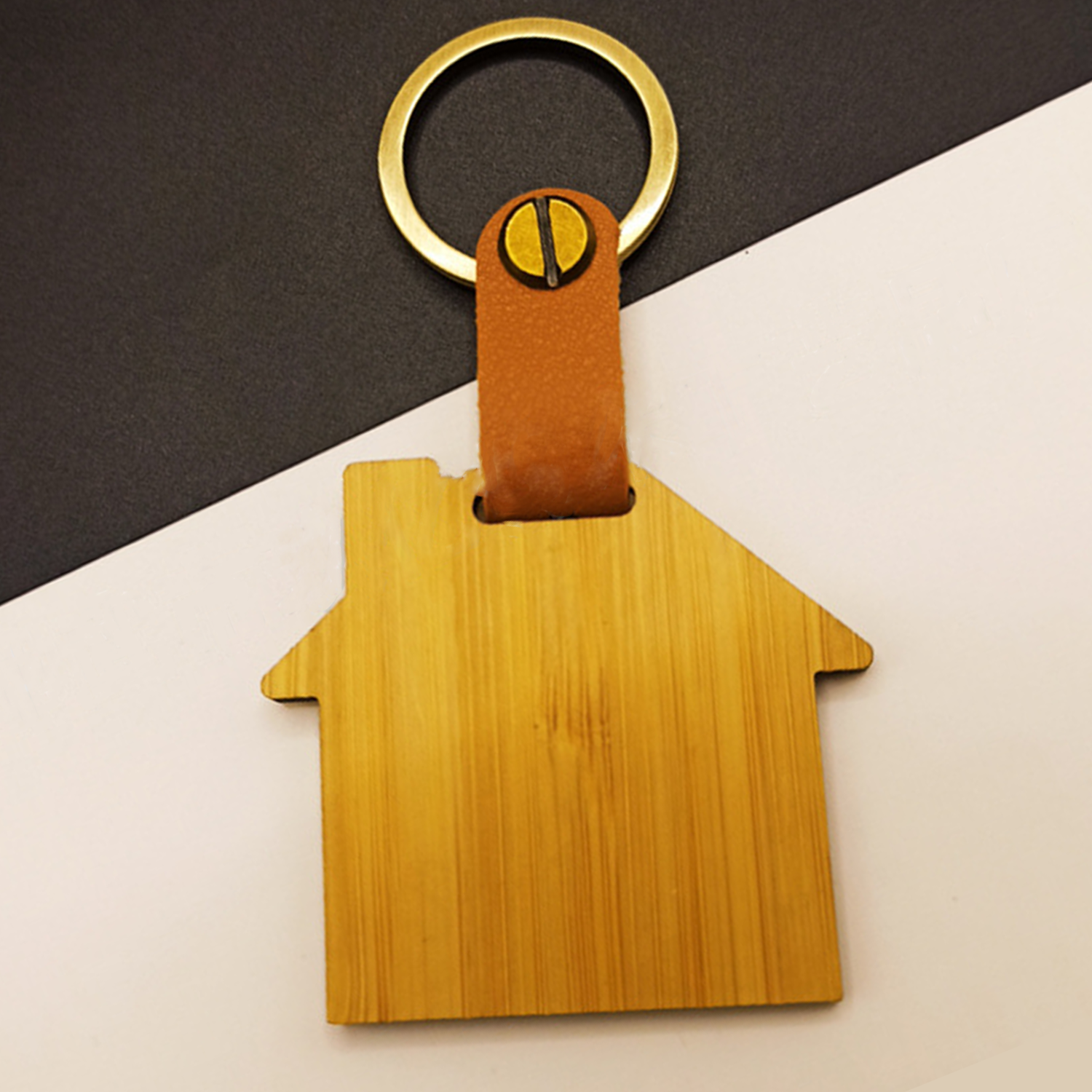Fashionable leather buckle, bamboo car keychain 4