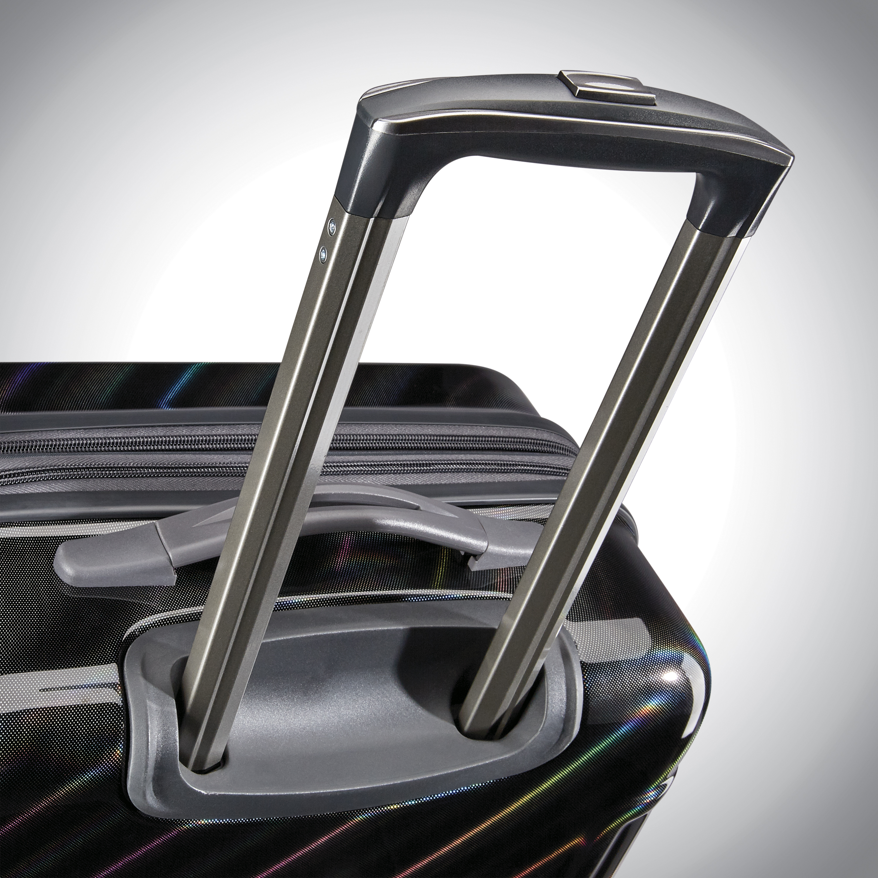 American Tourister® Moonlight 21" Carry-on Spinner 9