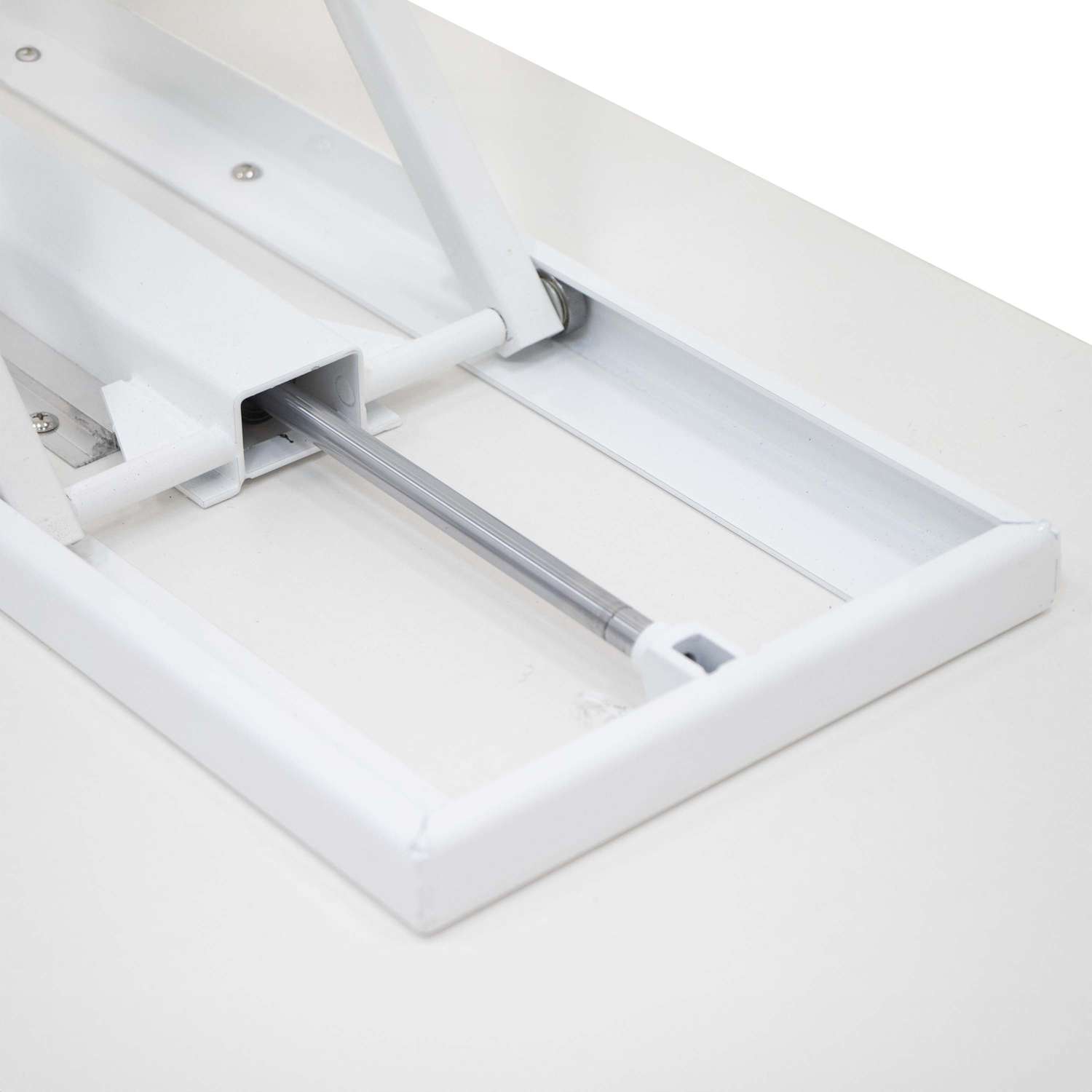 Collapsible Counter Hardware 5