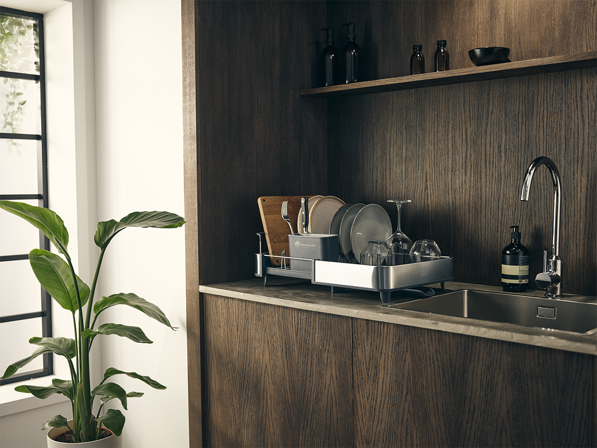 Joseph Joseph® Extend™ SS Expandable Dish Drainer 23