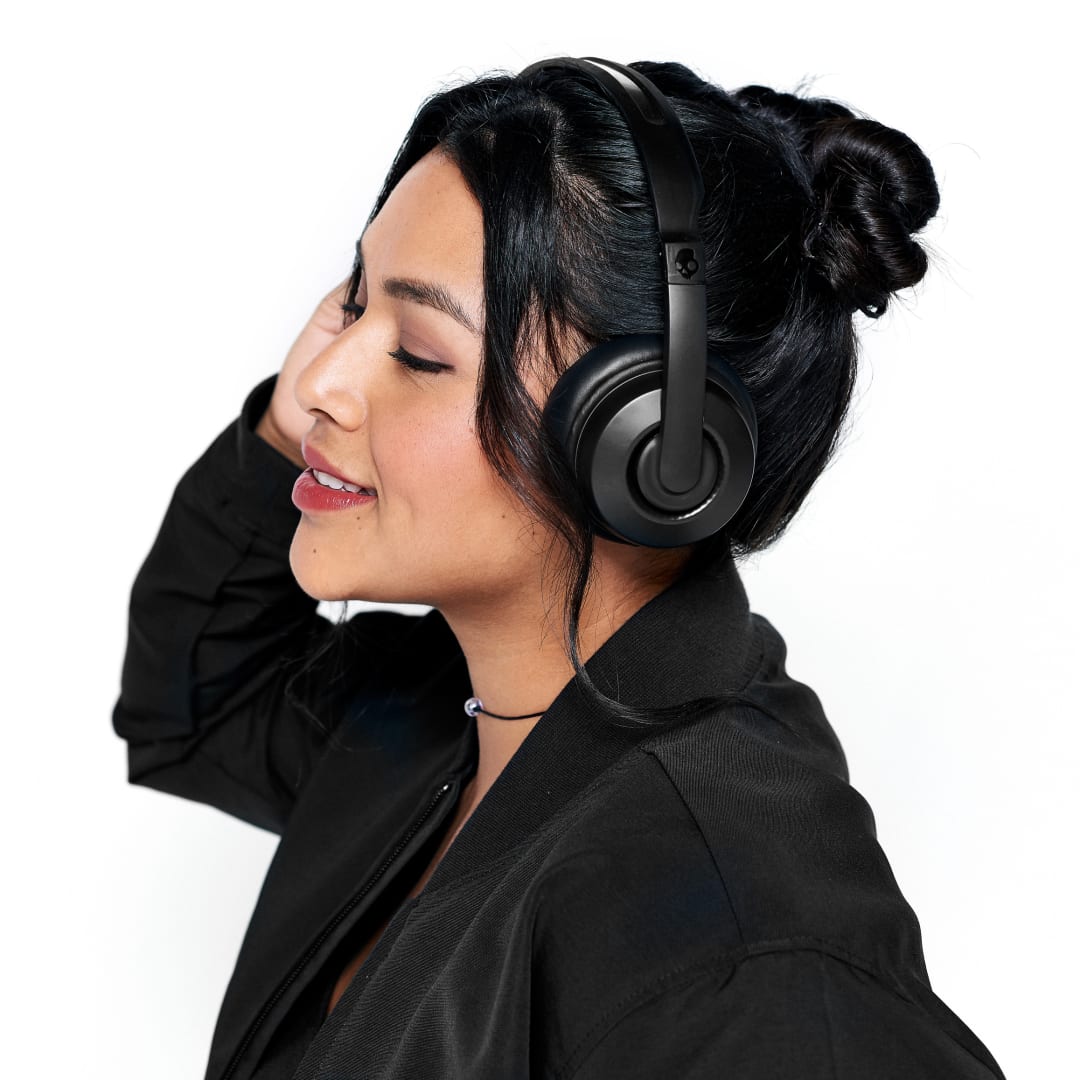 Skullcandy Cassette Bluetooth Headphones 82