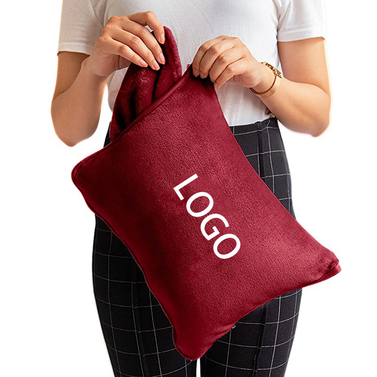 MOQ 20 Pieces of Travel-Ready Fleece Blankets 3