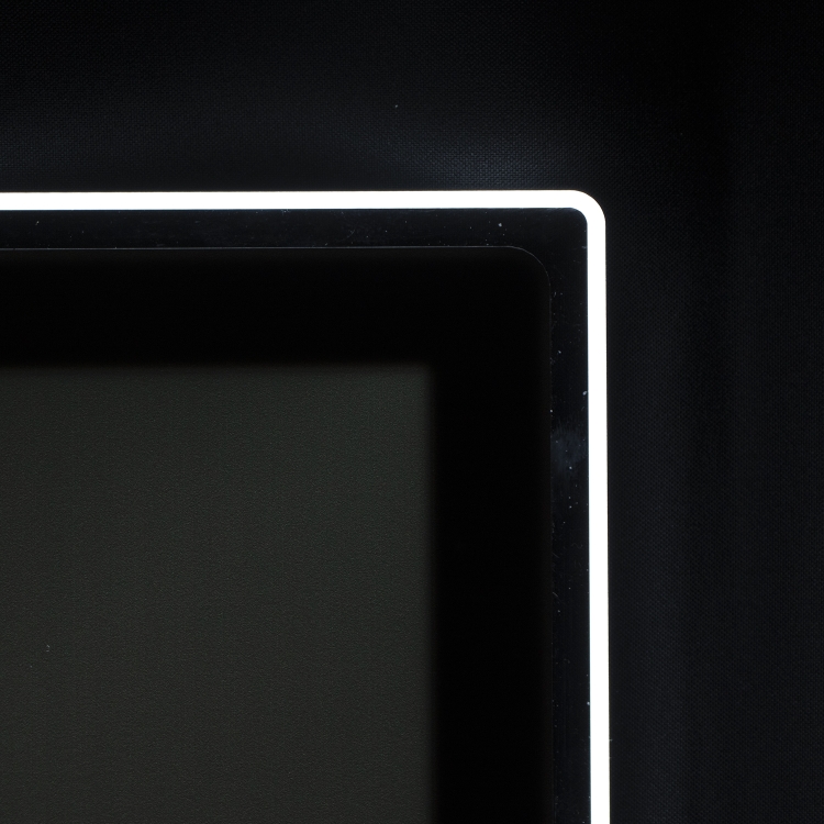 18"W x 15"H Luxe Glo Edge 3