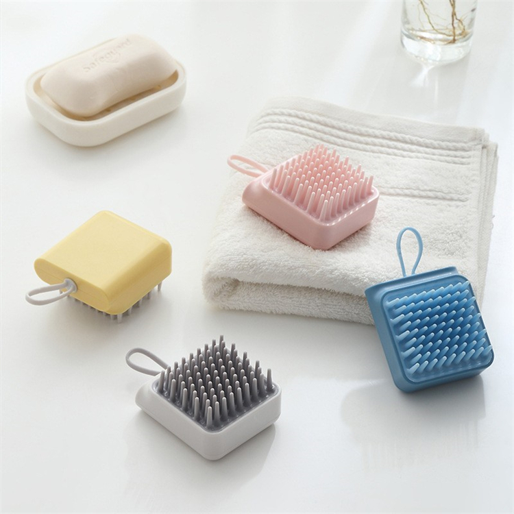 Pet Bath Massage Brush 1