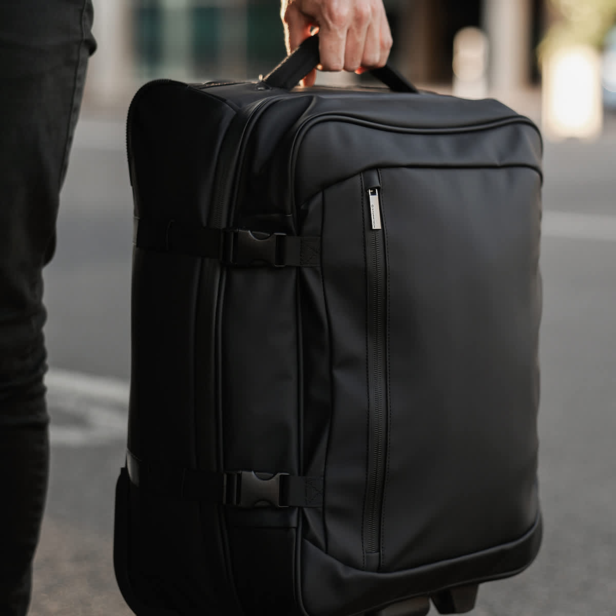 Stormtech Eclipse Wheeled Carry-On 40 11