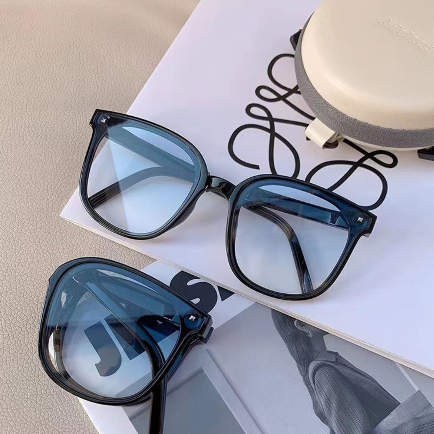 Folding sunglasses bag Portable Round glasses case 4