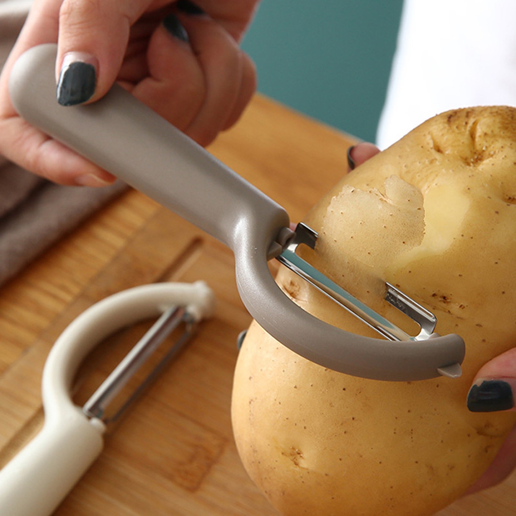 Fruits Vegetable Peeler 2
