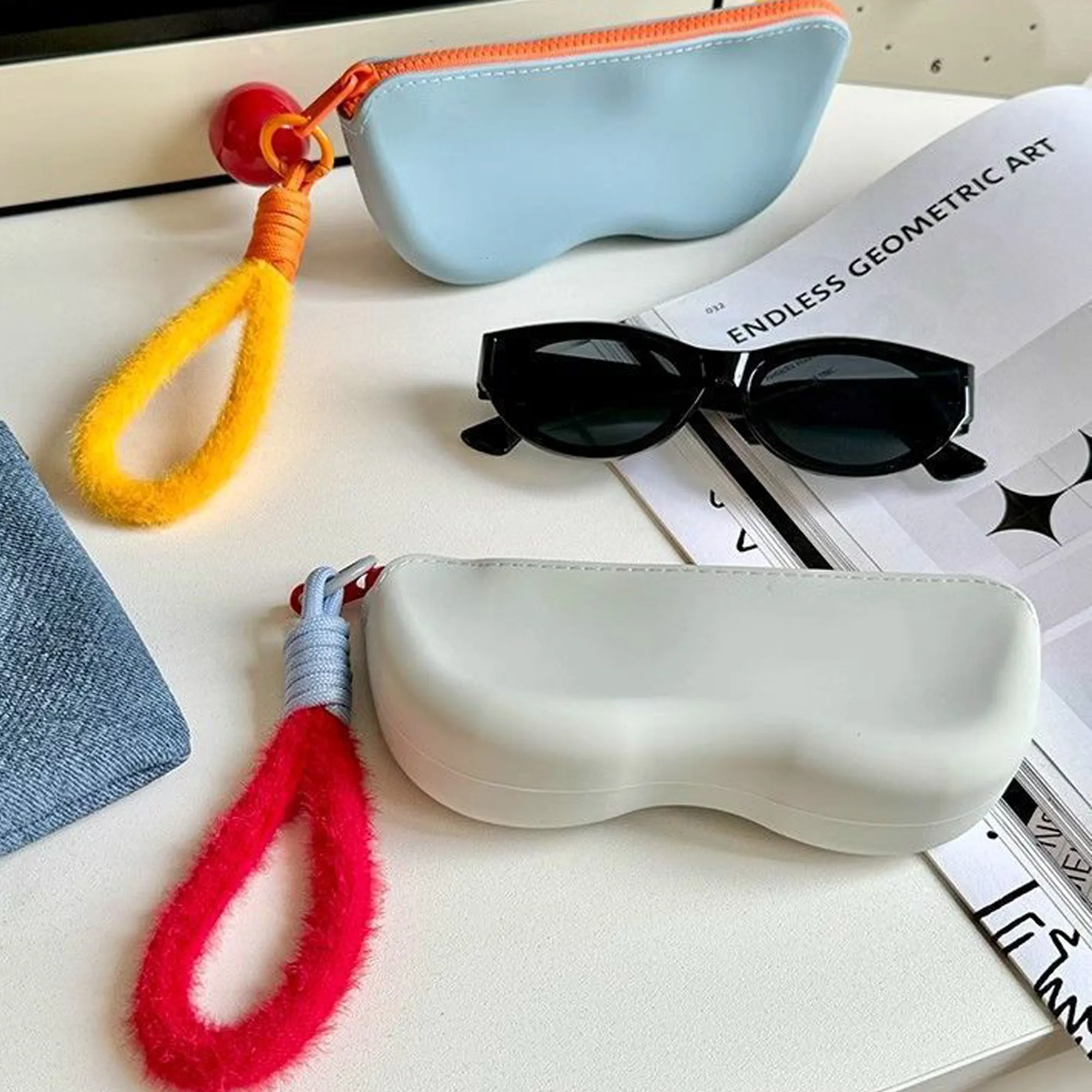 Waterproof Glasses Case 5