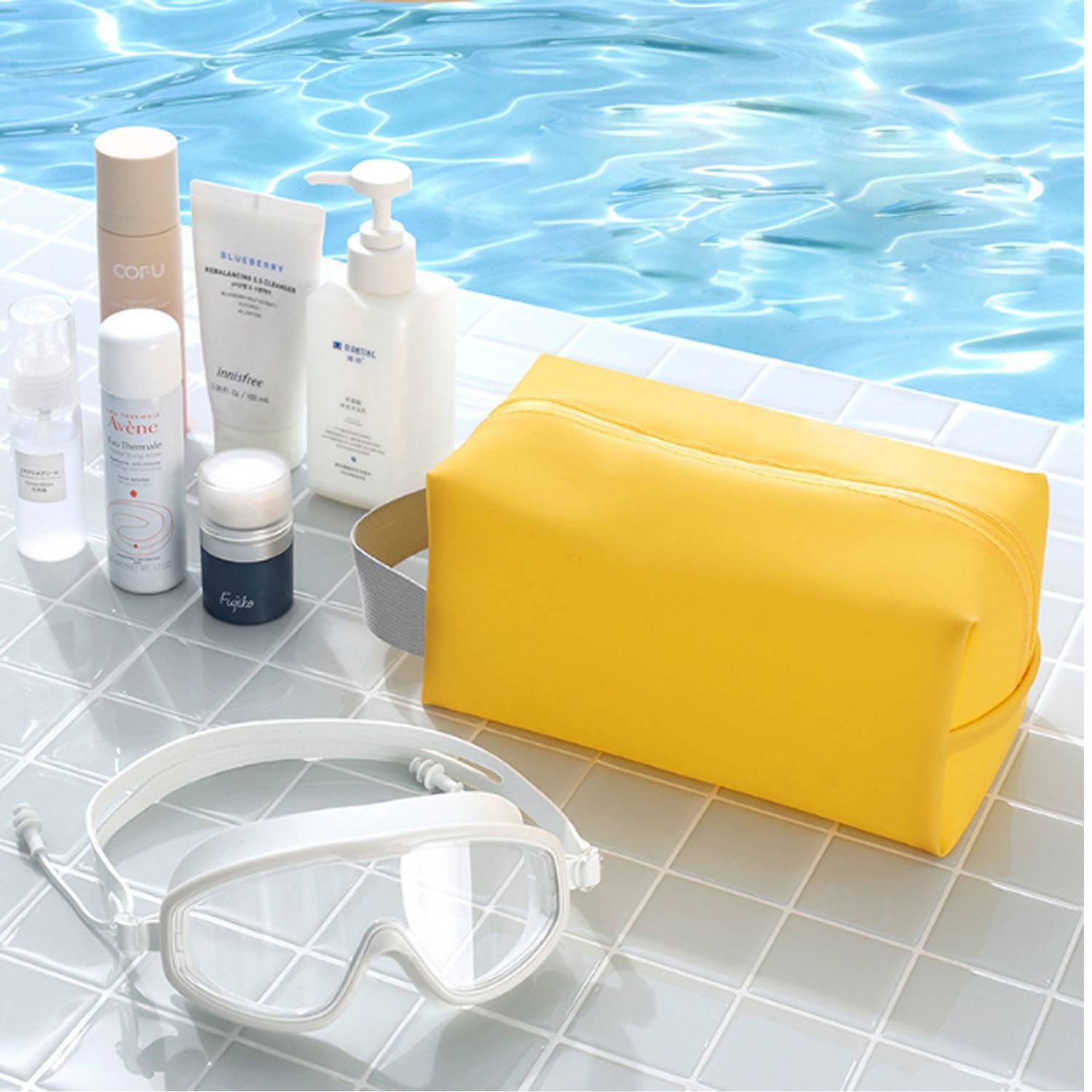 Octagonal toiletry bag PVC waterproof 2