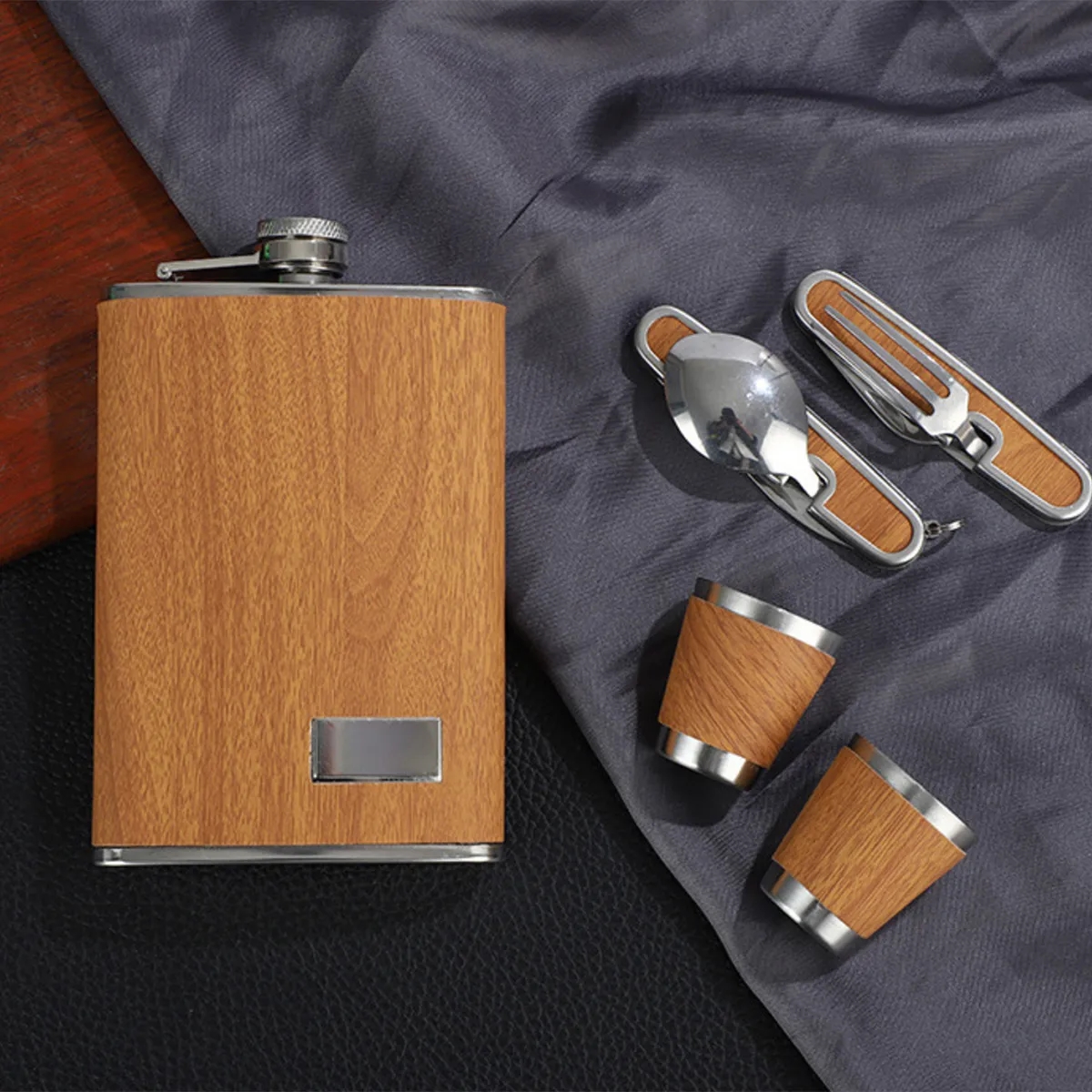 Portable Stainless Steel Flask Knife And Fork Gift Box, custom water bottle with logo imprint 2