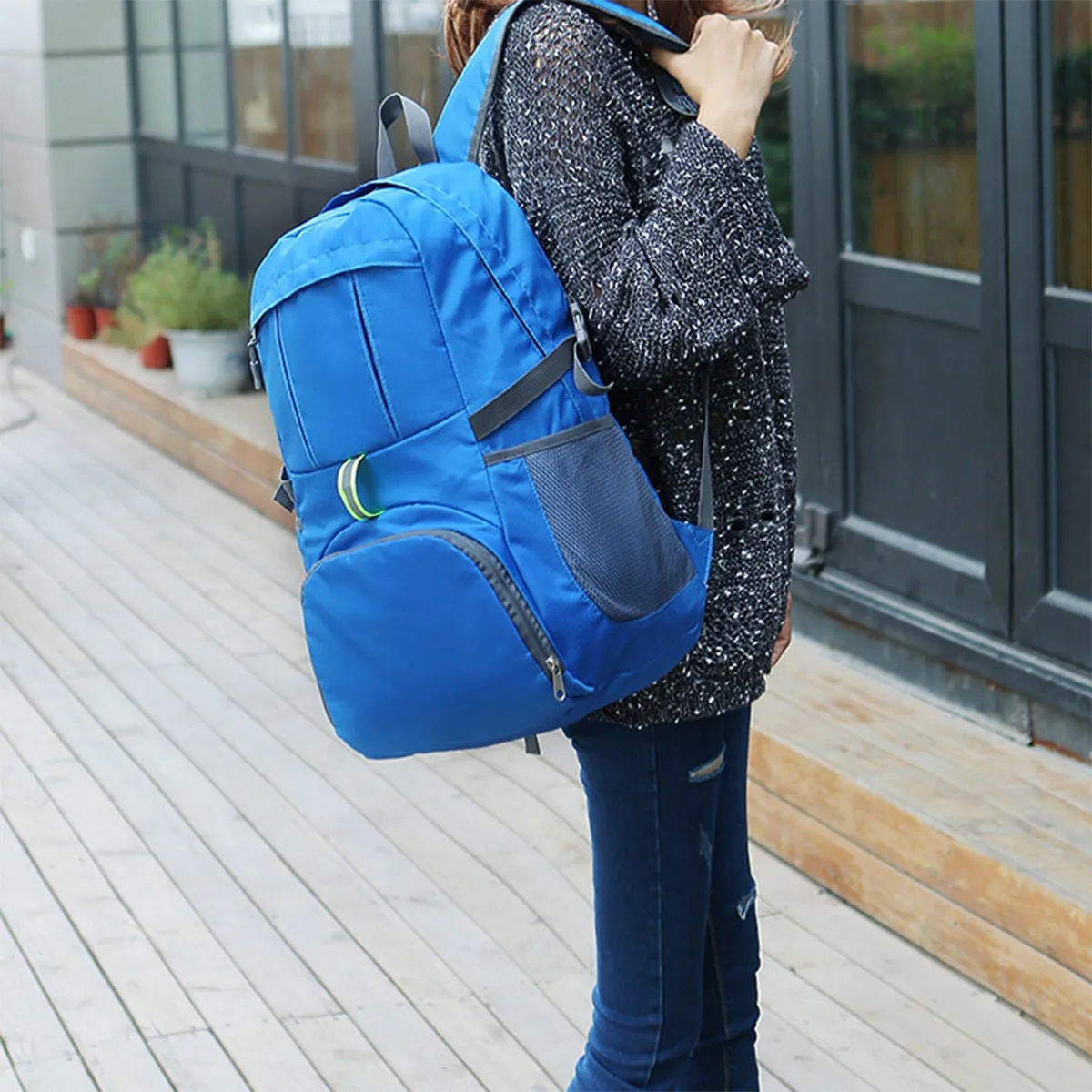 20L Lightweight Hiking Backpack Foldable Travel Bag 4